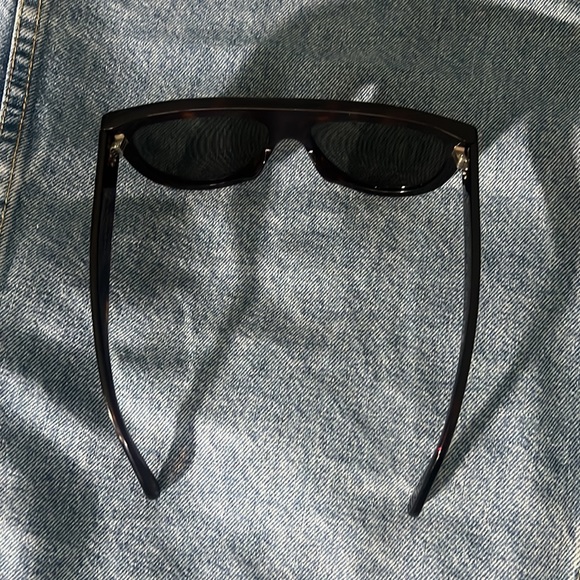 Celine Sunglasses tortoise- CL4001IN - Picture 9 of 13